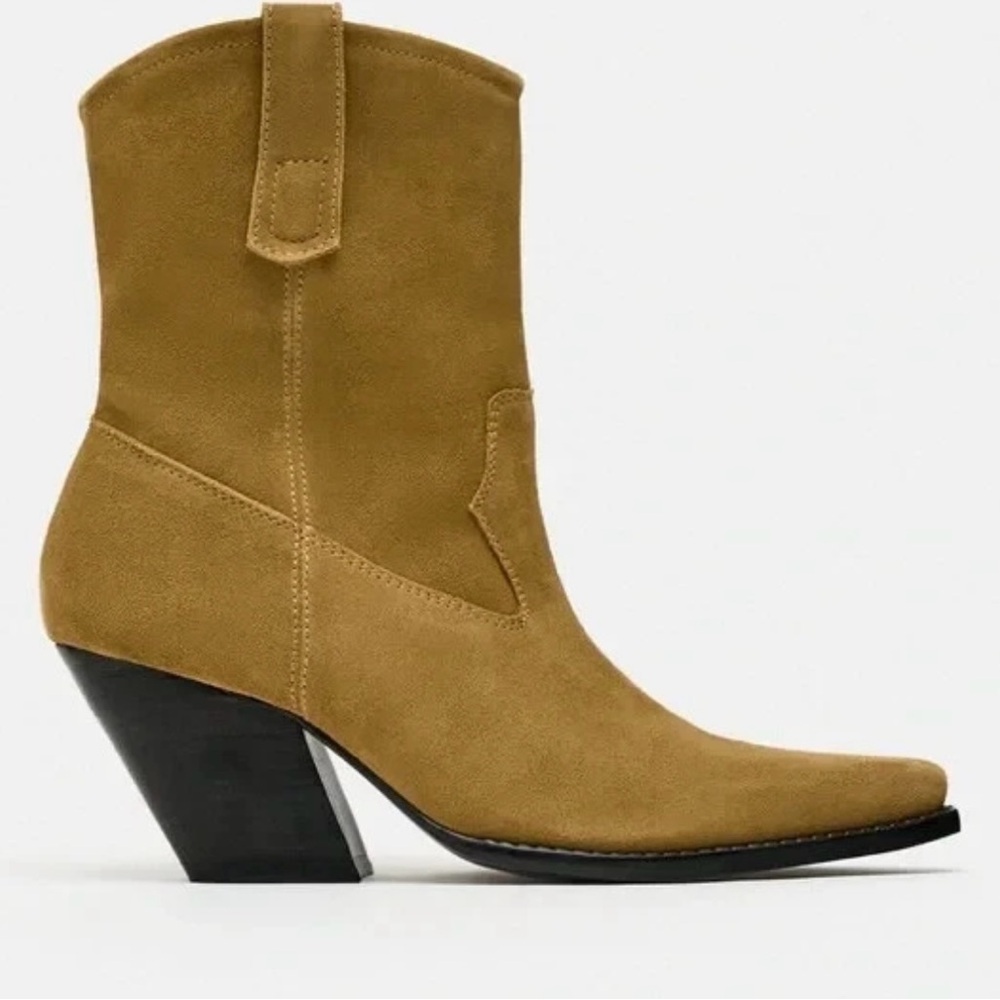 Zara Camel Suede Block Heel Boots
